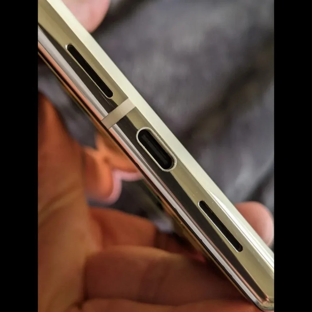 Google Pixel 6 Pro Gold/ Ivory special edition 256gb Unlocked